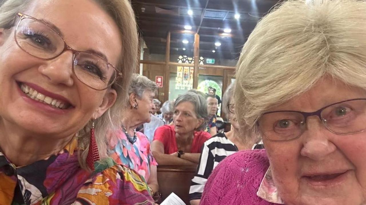 Opposition leader Sussan Ley reveals her mother Angela Braybrooks has died in tragic update