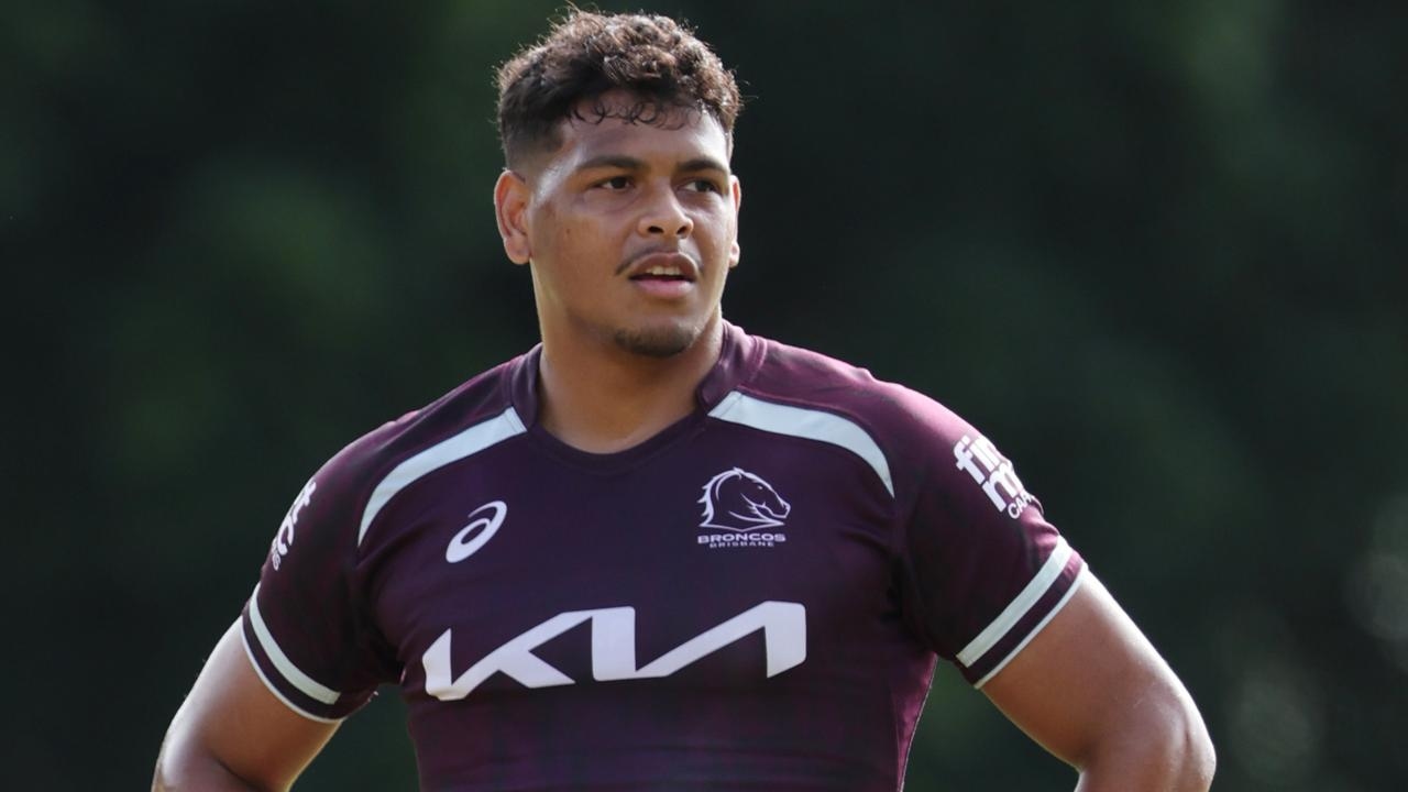 ‘Buy or Selwyn': Cobbo could be squeezed out as the Broncos announce two more key signings