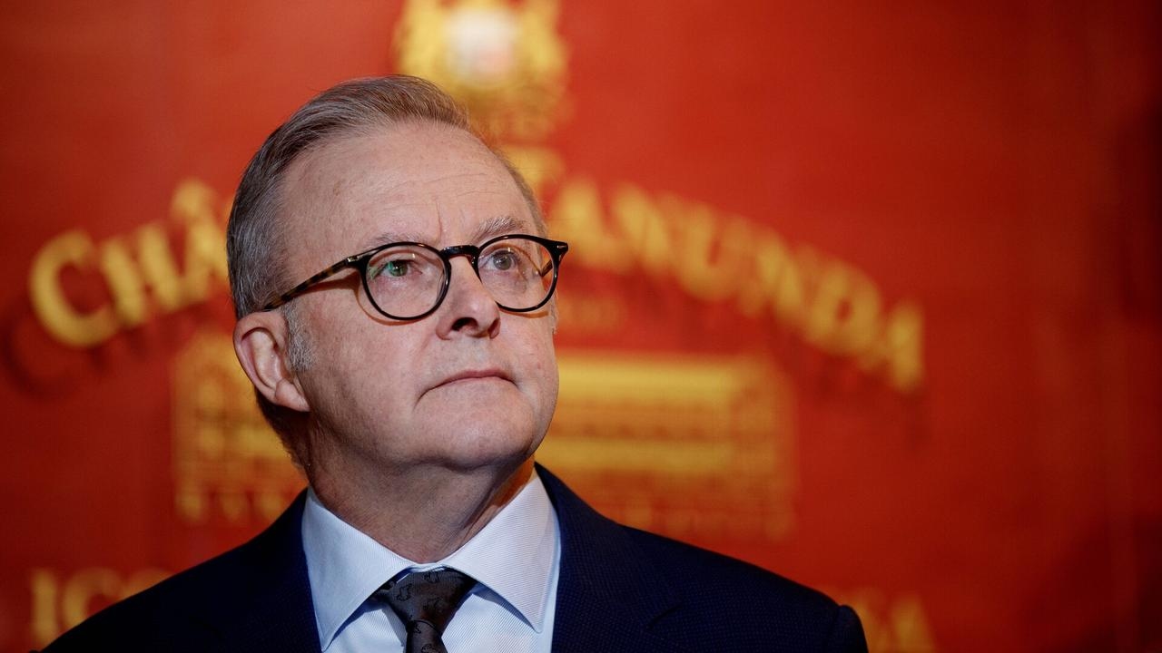Albanese launches new ad campaign targeting Chinese tourists