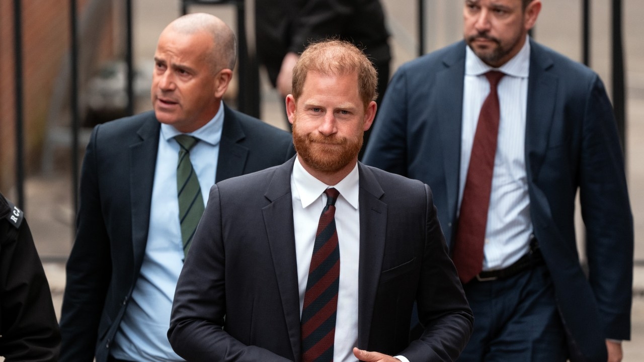London 'reconciliatory' meeting between King Charles and Prince Harry aides sidestep Duke's far more bitter row with brother William