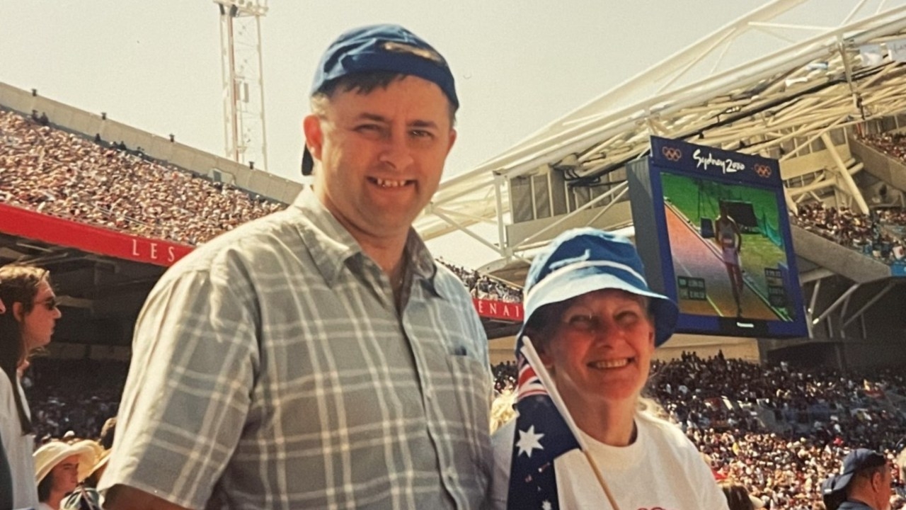 Prime Minister Anthony Albanese shares sweet tribute to late mum, as Australians mark Mother's Day