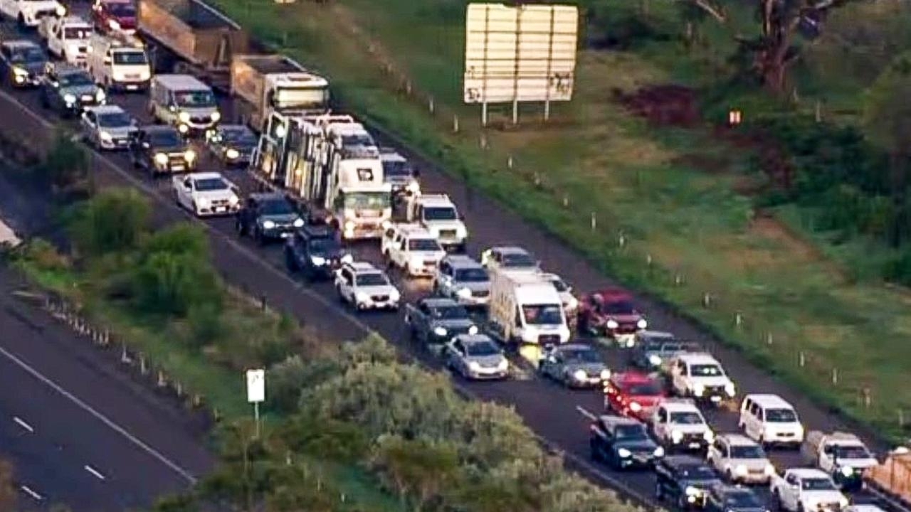 Department of Transport agrees to front up repair costs on vehicles damaged in Princes Fwy traffic chaos