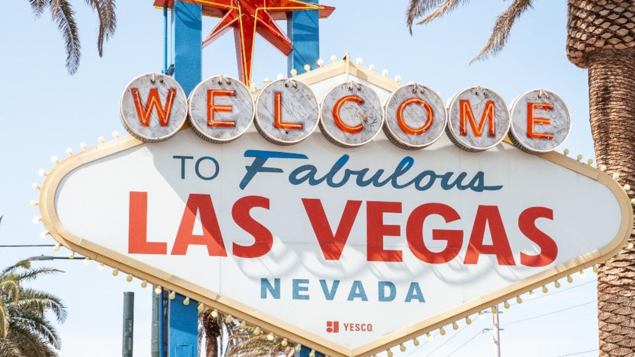 ABS overseas arrivals and departures data shows 25 per cent fall in Aussie visits to US