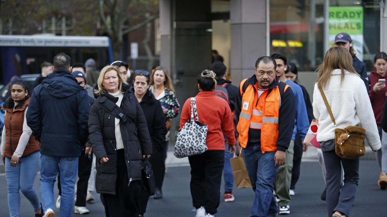 RBA rate cut at risk on more women finding full-time jobs