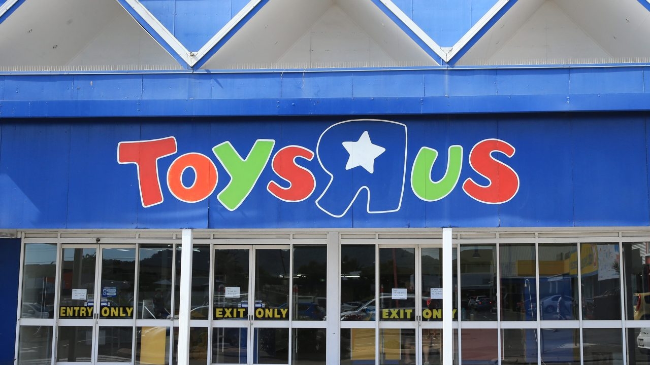 Beloved children's retailer Toys 'R' Us collapses for second time in Australia after entering voluntary administration
