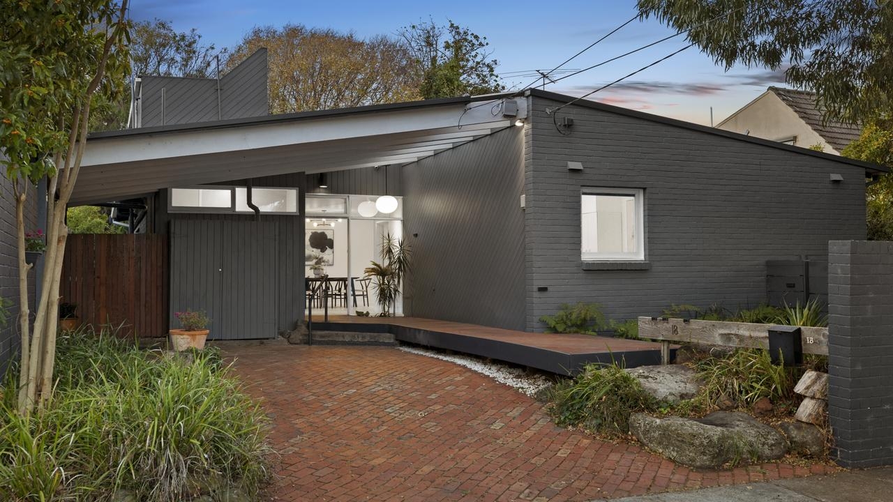 Beaumaris: Essendon great turned architect Jack Clarke's former mid-century home for sale