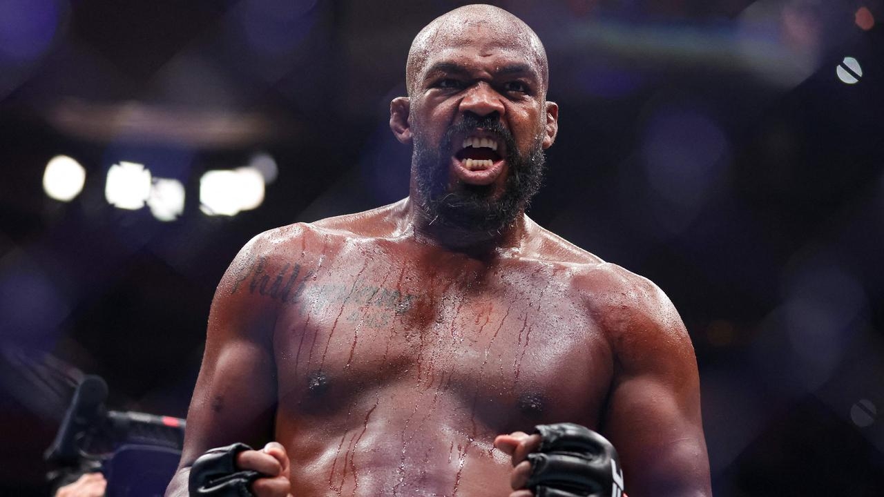 ‘One for the ages': UFC rocked as icon retires on the spot