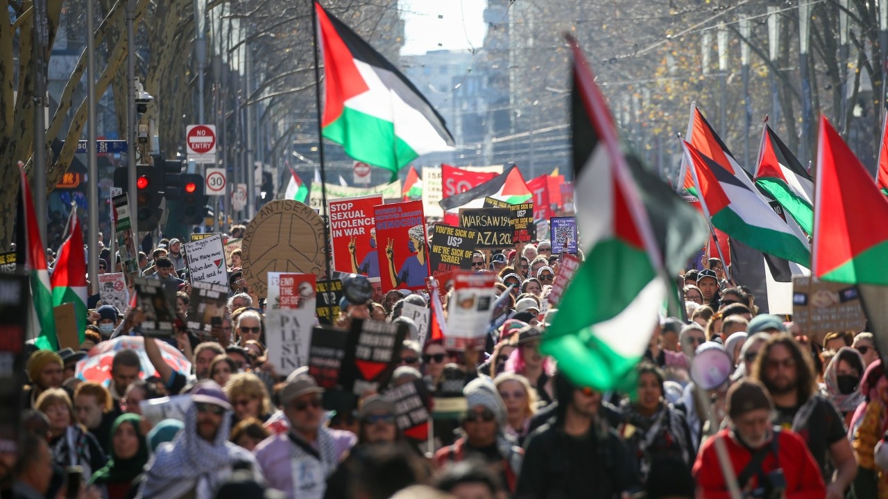 Prime Minister Anthony Albanese shuts down idea of talking to Trump before making Palestinian statehood call