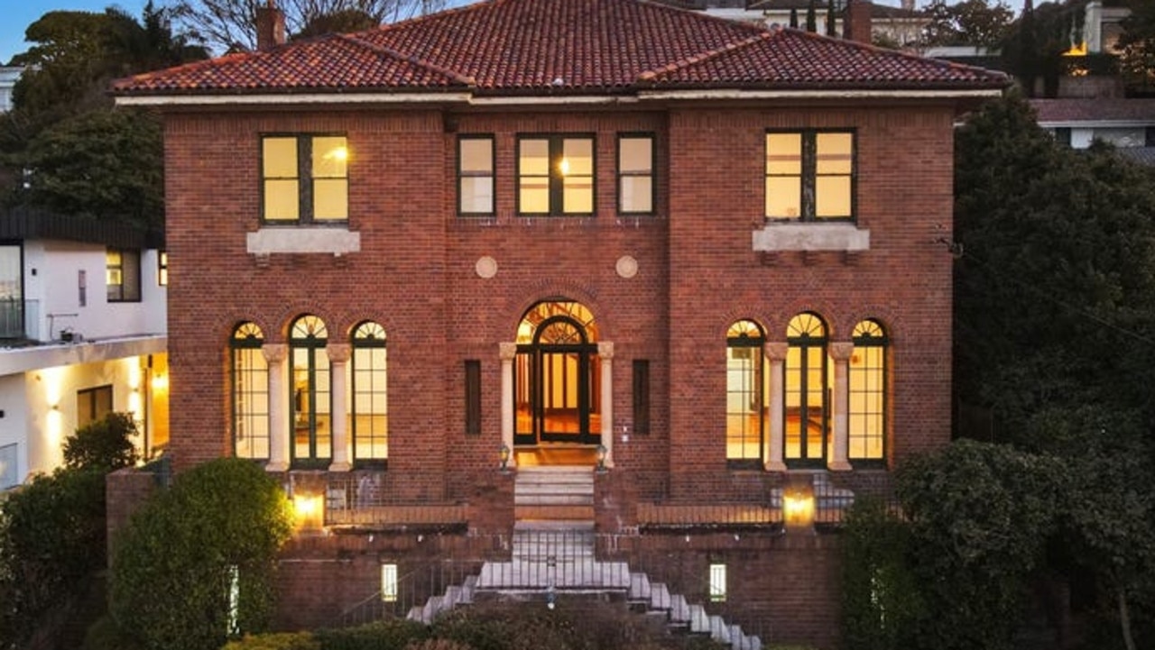 Expat snaps up Bellevue Hill home for $21m at hot auction