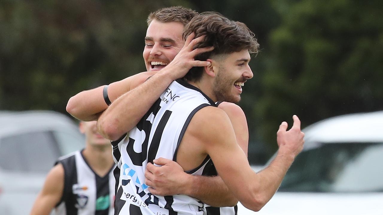 Osca Riccardi impresses in first appearance for North Geelong, as Magpies extend winning run to 6-0 against Anakie