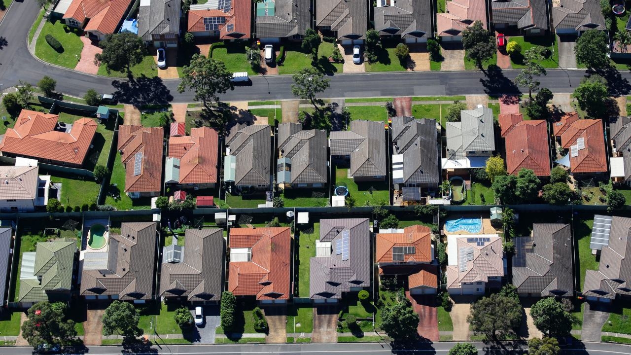 House prices expected to surge next year in Melbourne, KPMG report predicts