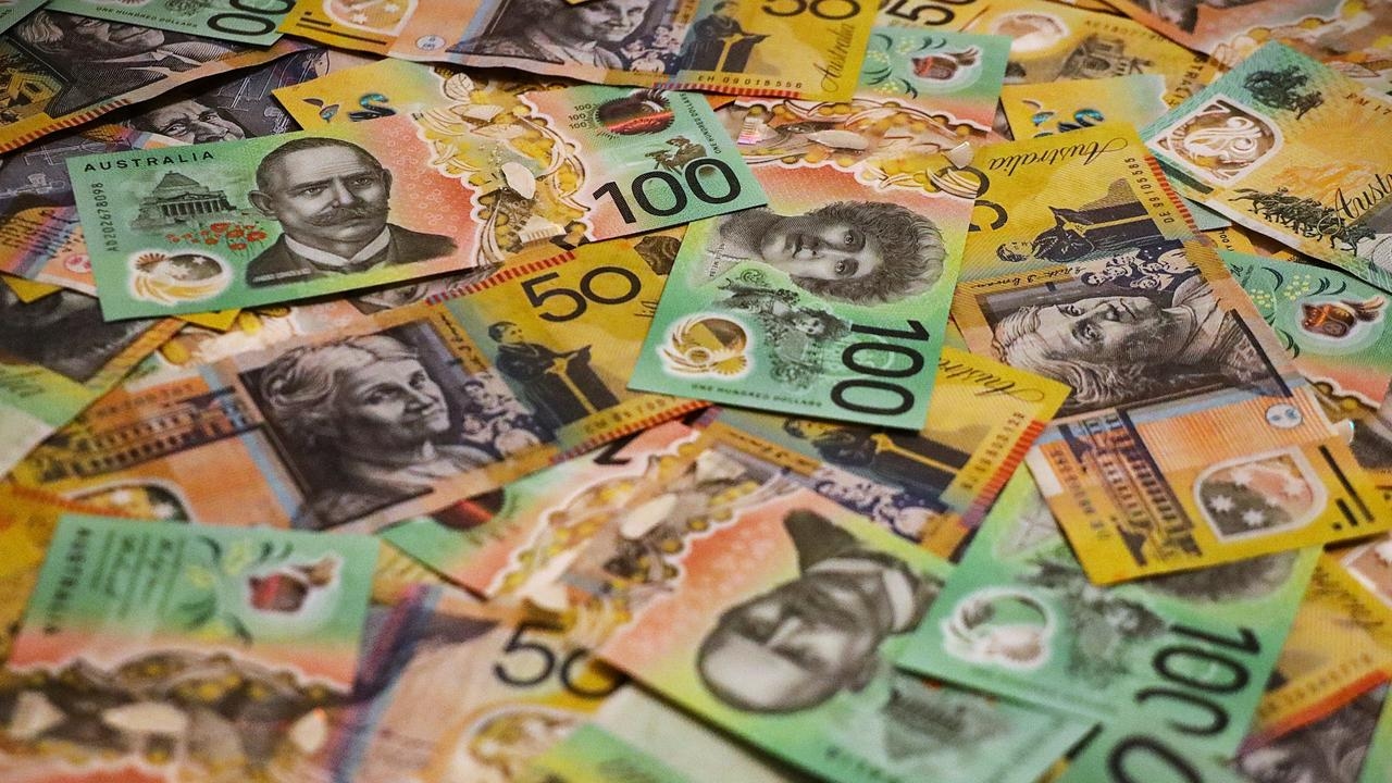 NAB knocks 0.25 off fixed mortgages ahead of ‘near-certainty' RBA cut