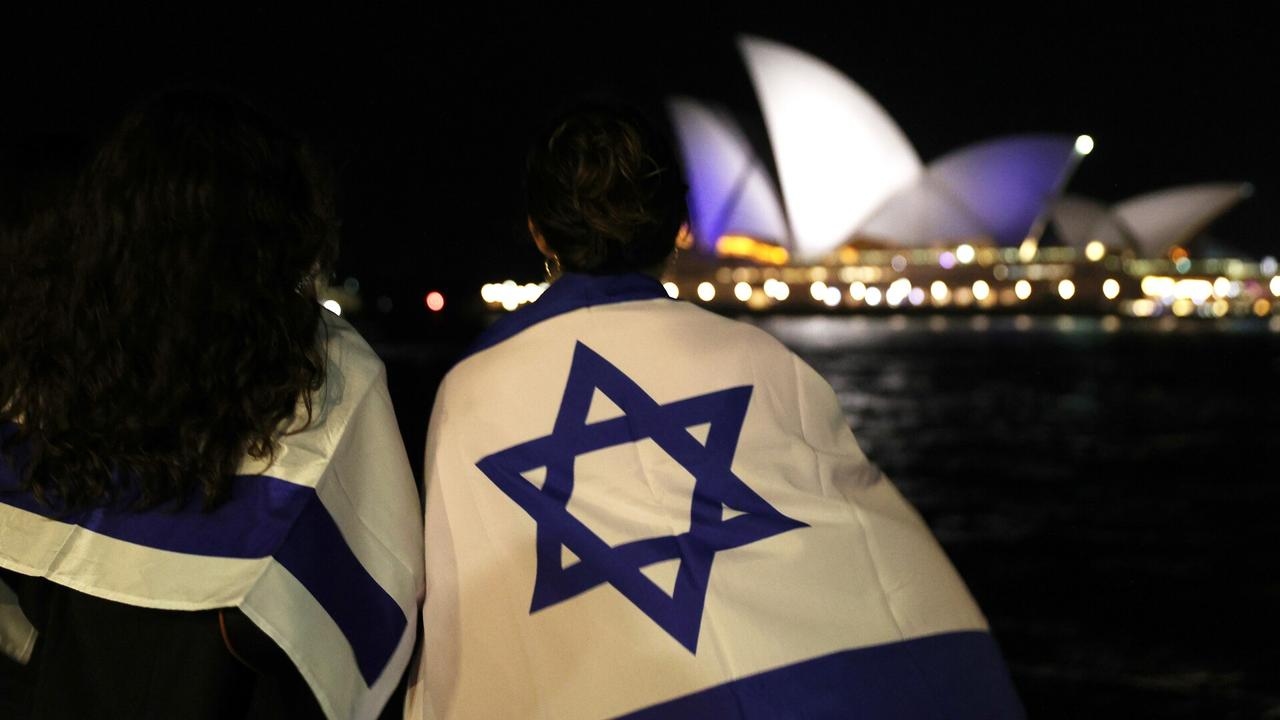 Antisemitism envoy put in ‘pending pile' as Labor wait on Islamophobia report