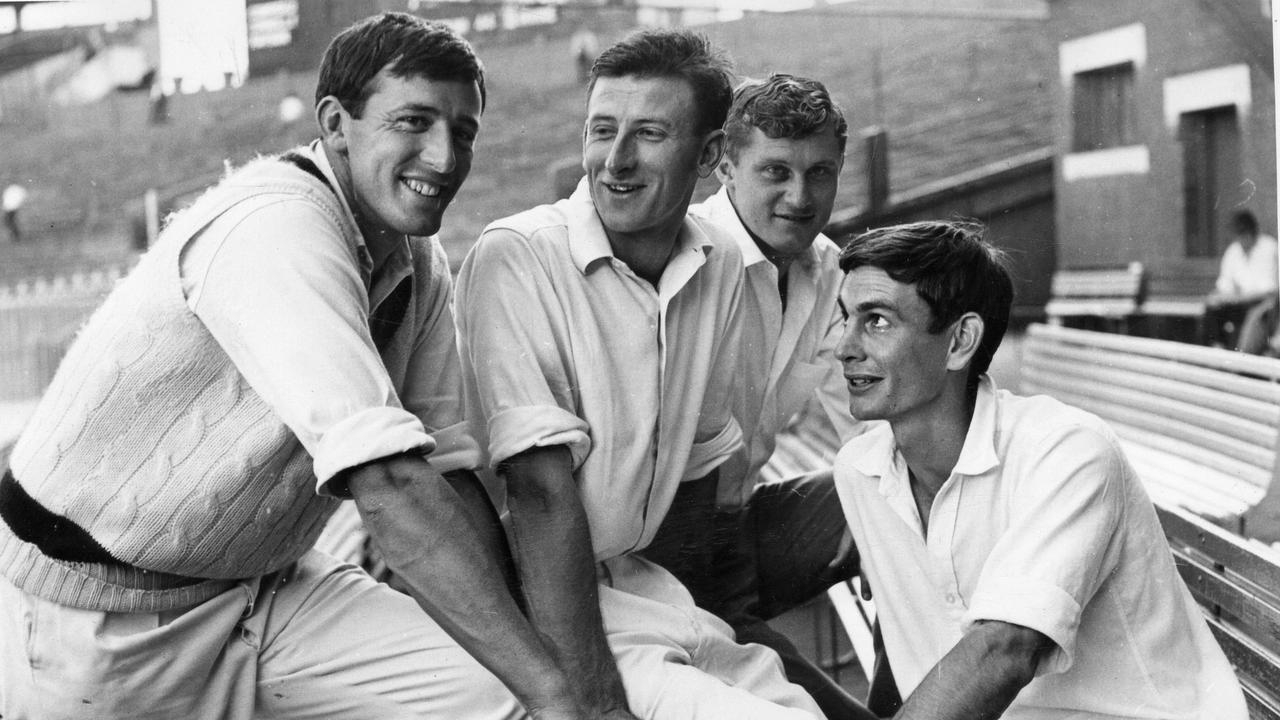 Australian cricket mourns the death of Bob Cowper, dead at 84