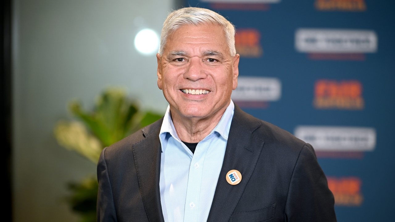 Warren Mundine calls on Labor to abandon 'nonsense' approach to Indigenous issues, focus on 'great things' rather than highlighting gap in outcomes