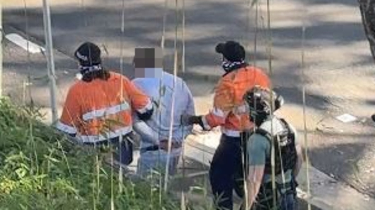 AFP raids multimillion-dollar Double Bay home over alleged 30kg cocaine deal