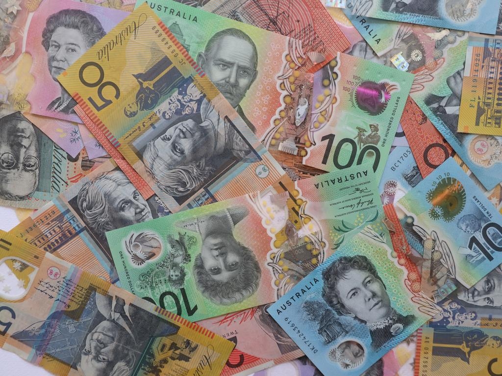 Huge boost for Aussies as RBA cuts rates