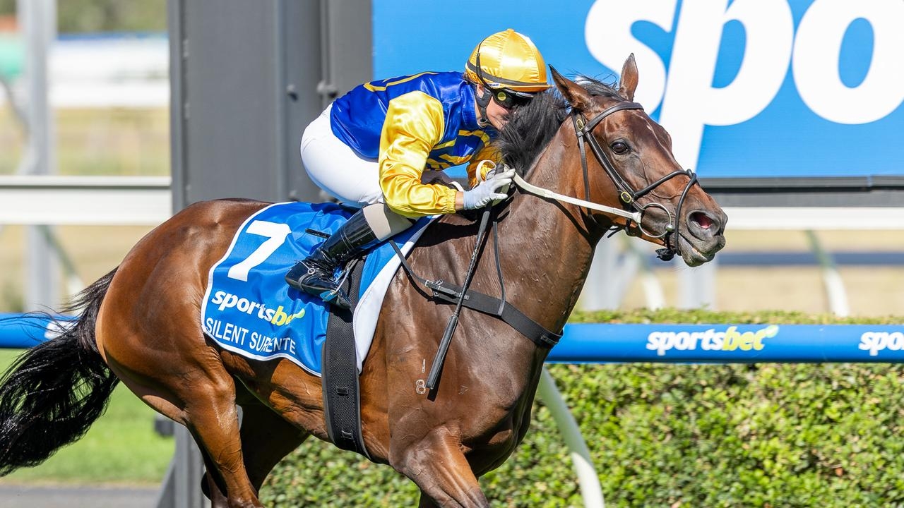 Silent Surrente continues bid for Melbourne Cup ticket after disastrous Roy Higgins