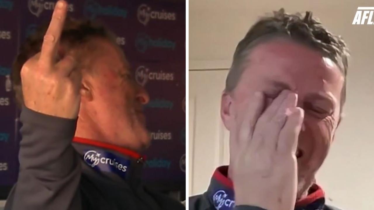 ‘You blokes killed me with that!': Hardwick flips bird, thrown under the bus