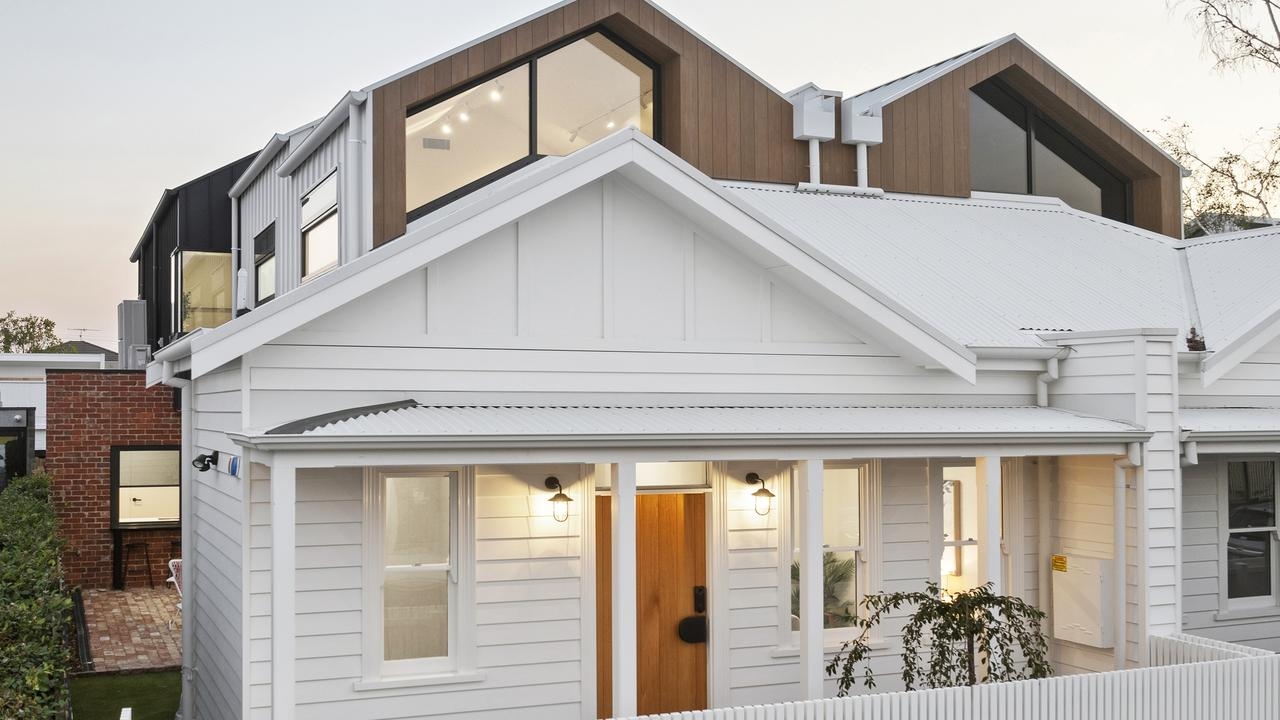 Newtown ‘mullet house' nails tricky modern balancing act near Pako's Paris end