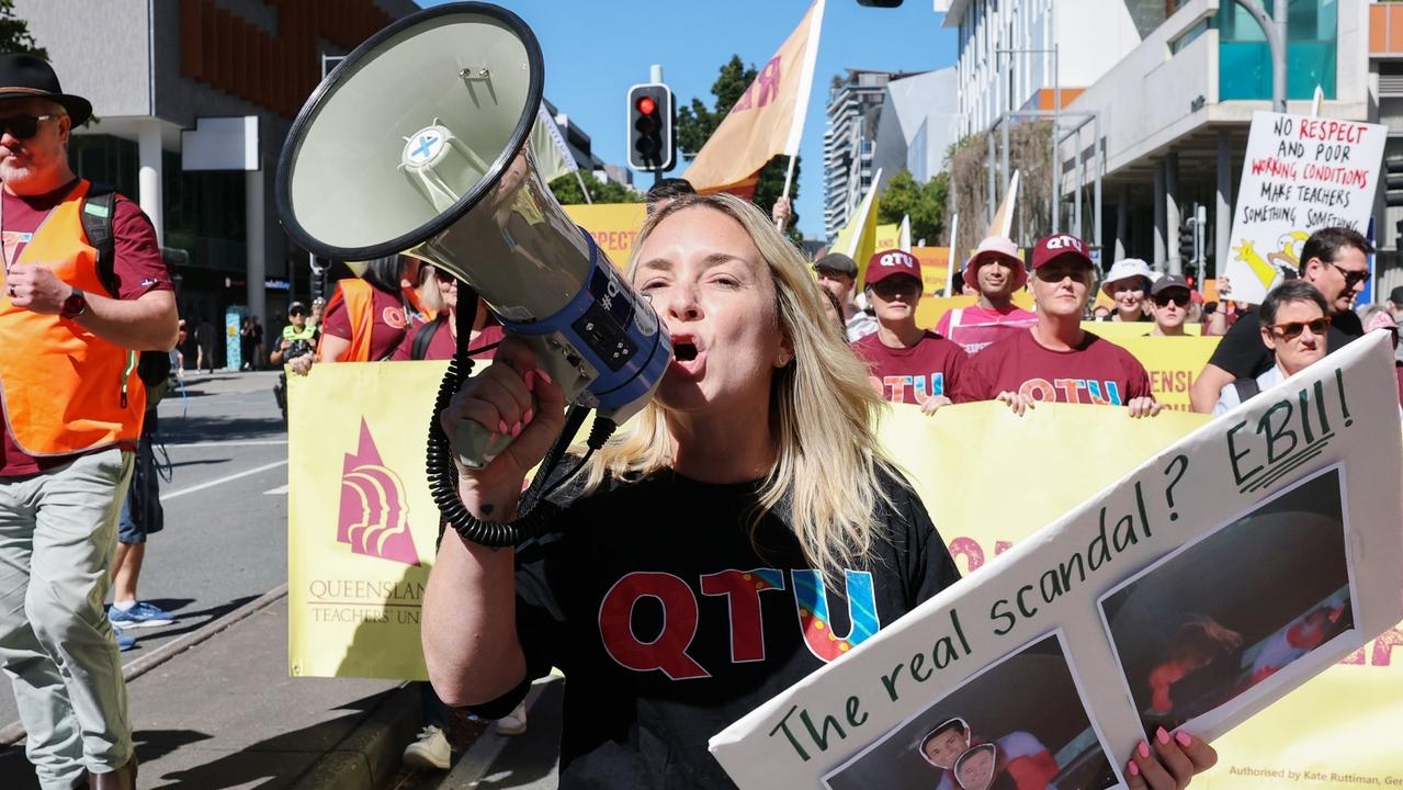 Talks resume after 50k teachers strike over pay, workload and conditions