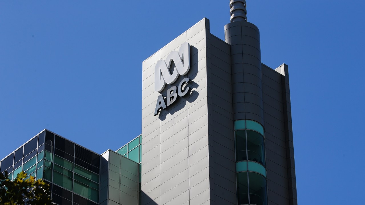 Popular Bunnings inspired Bluey episode removed from ABC iView infuriating Aussie families