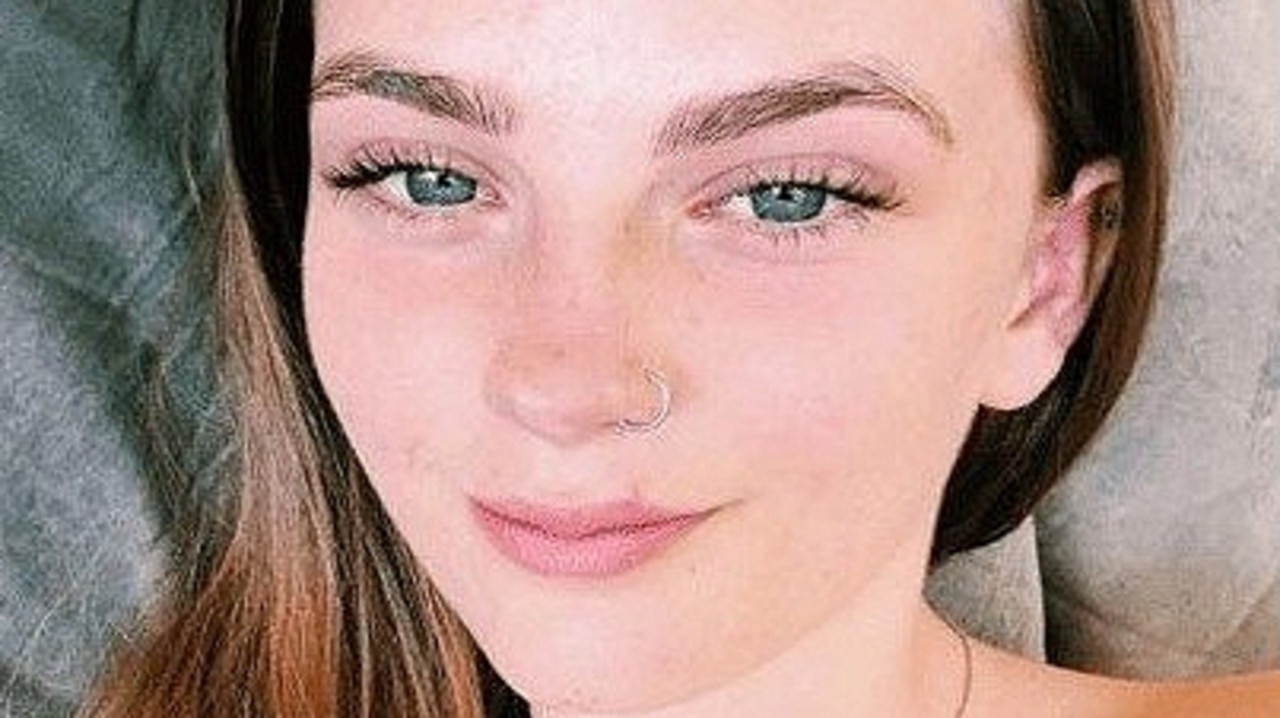 ‘Seeing each other': Pheobe Bishop's inner circle revealed