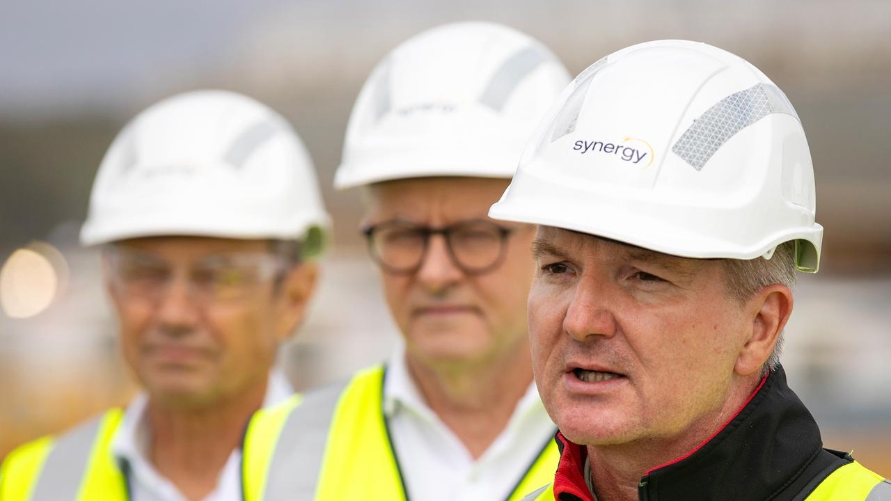 Blocking new coal, gas projects key demand in minority government negotiations, Greens say