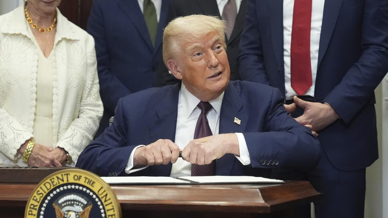 Trump holds tariff rate on Australia at 10 per cent