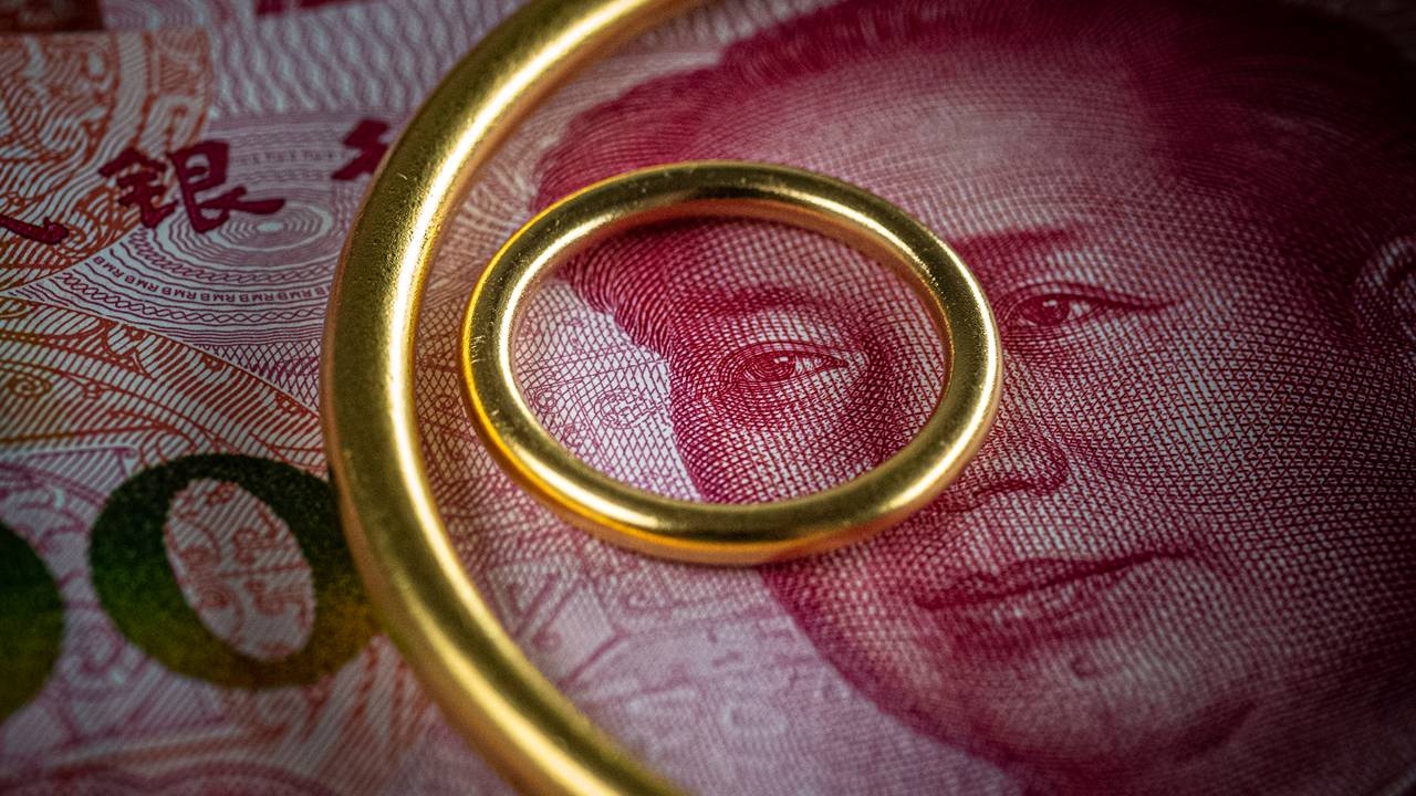 Gold Digger: China back making big gold buys as price tops US$3300/oz