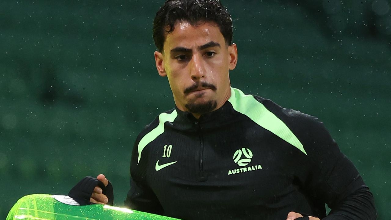 A-League: Daniel Arzani leaves Victory to join Ferencvaros