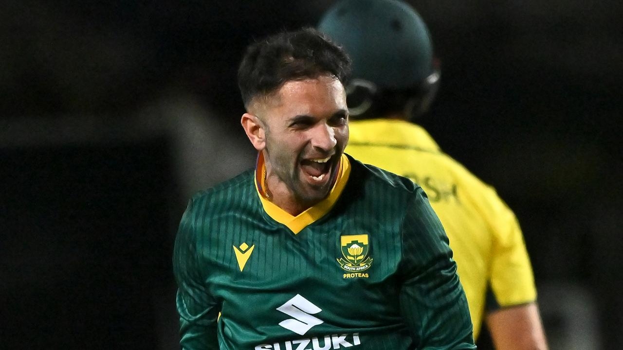 South Africa enters first ODI against Aus without spearhead Kagiso Rabada