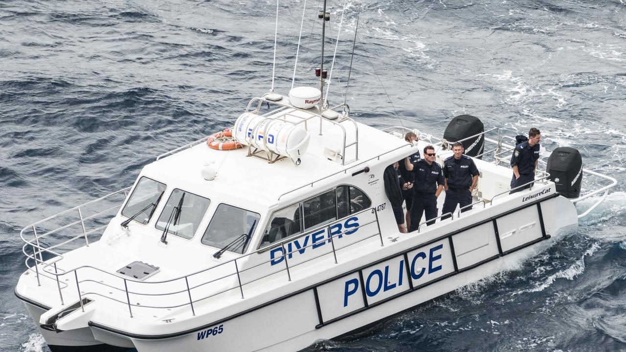 Body found off Lake Macquarie during search for missing boater