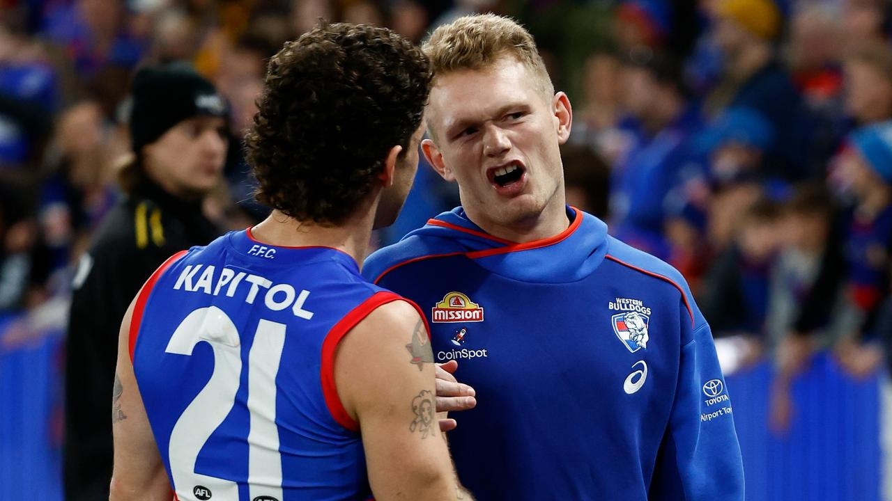 AFL 2025: Western Bulldogs coach Luke Beveridge discusses future of luckless midfielder Adam Treloar