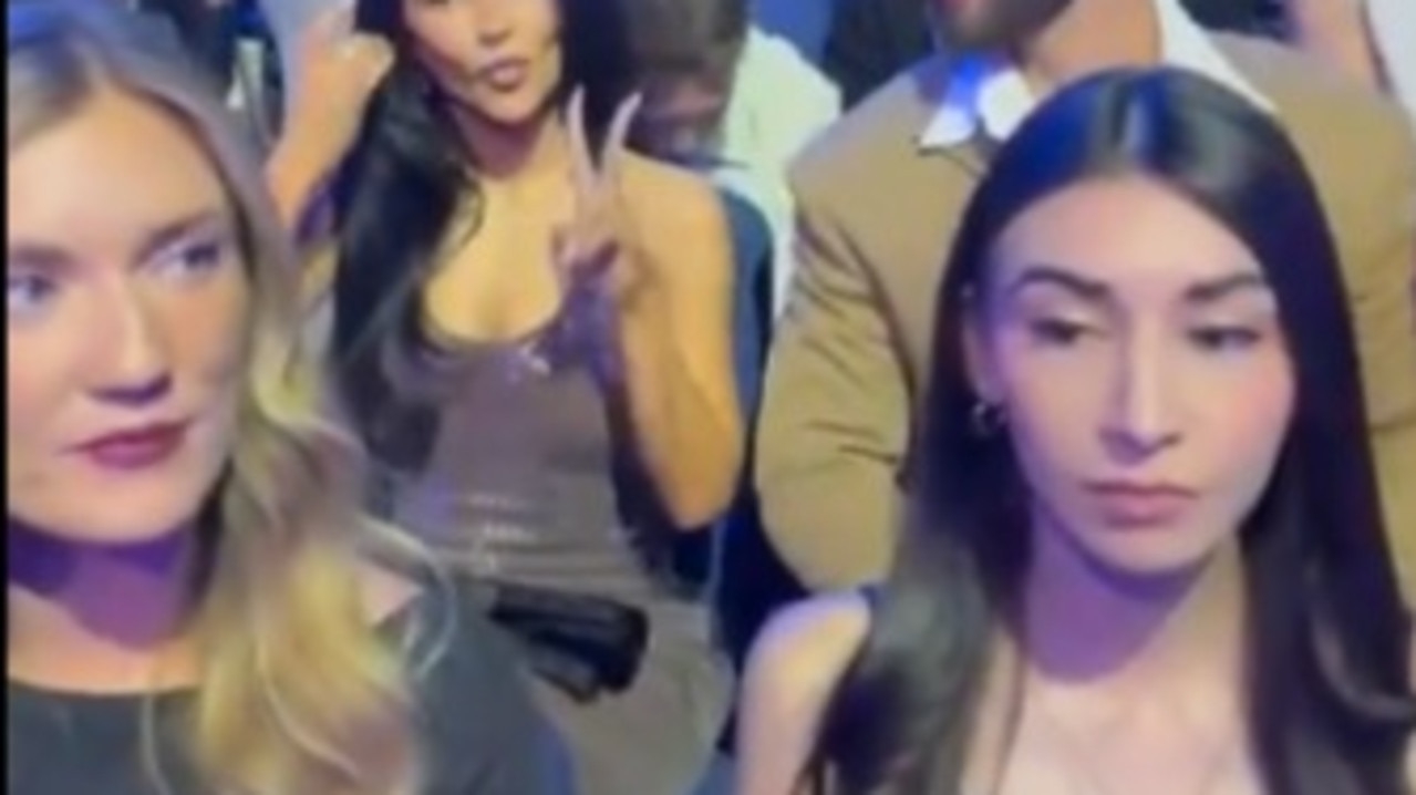 Behind the scenes videos show truly lame reality of major award show