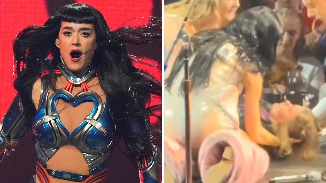 Katy Perry helps young fan after she collapsed onstage