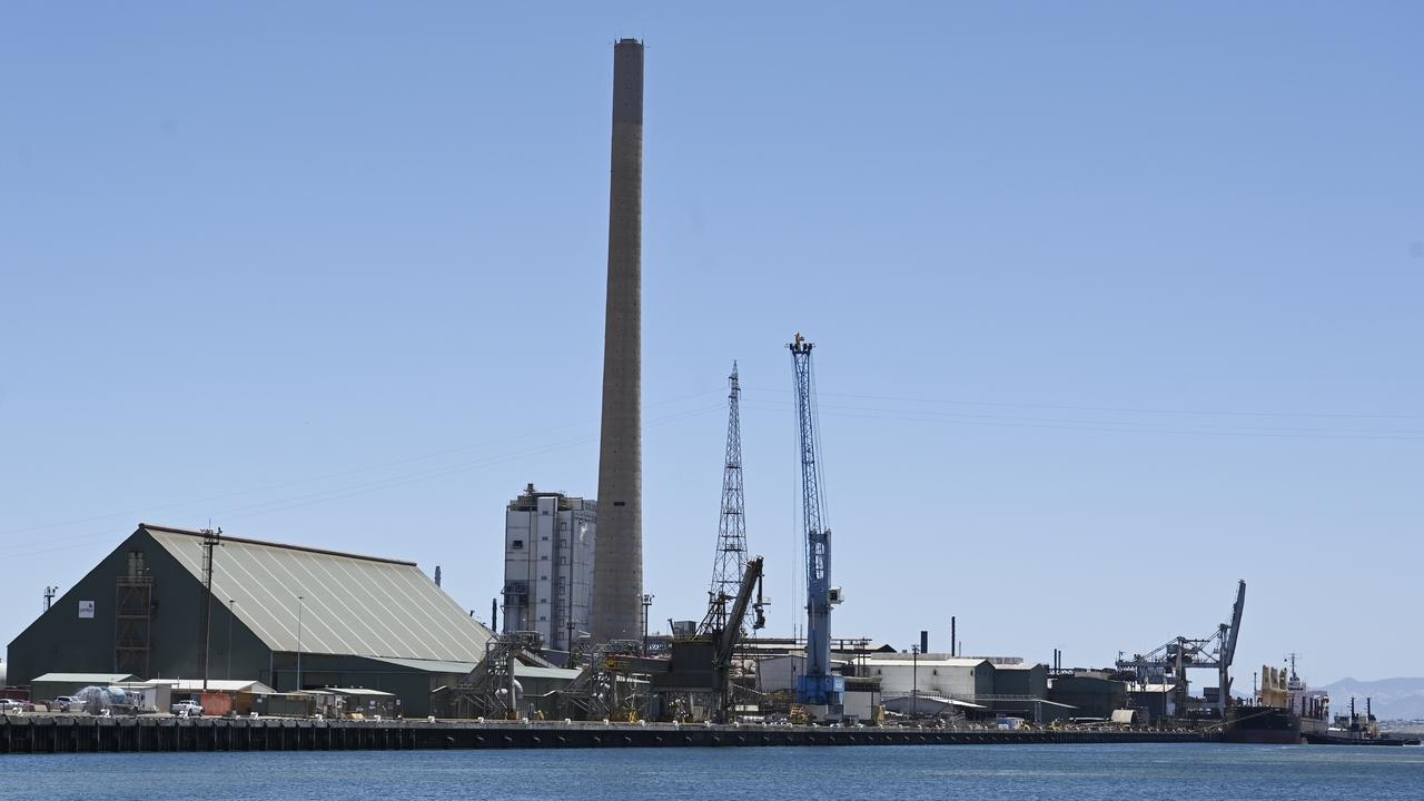 Thousands of jobs at risk as Australian manufacturing sector faces collapse