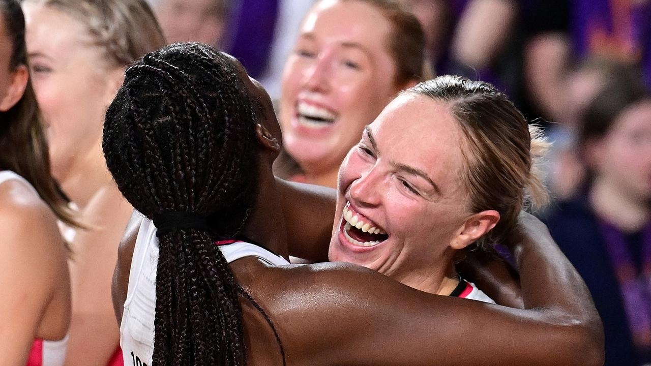 Super Netball: Wilson stars as Thunderbirds bounce back, beat Firebirds