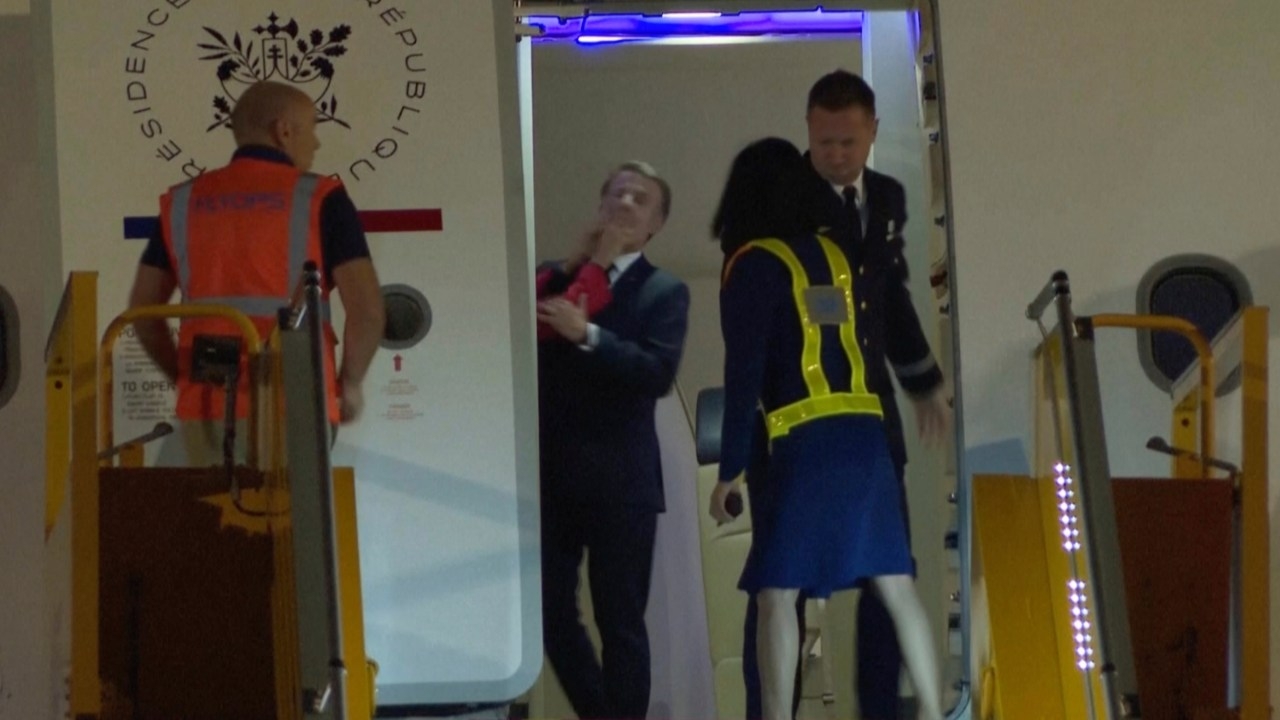 Former White House press secretary claims 'real seriousness' to incident where French President Emmanuel Macron shoved by wife