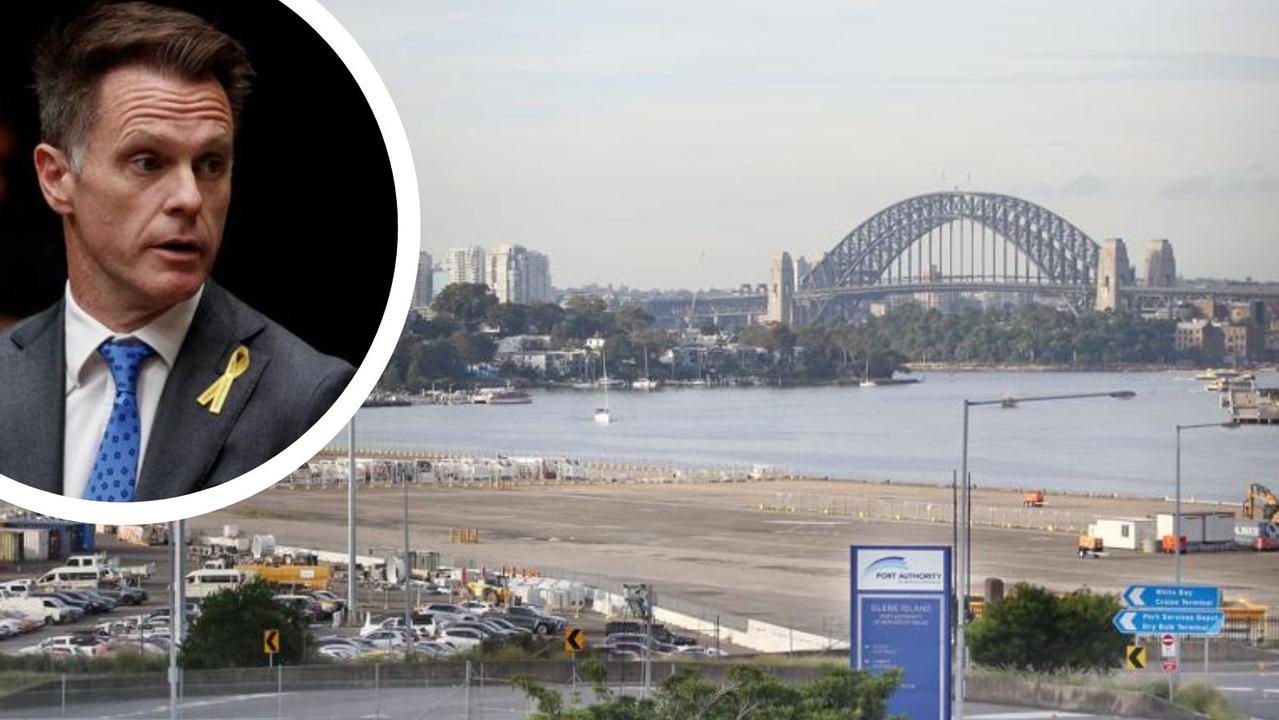 Premier Chris Minns signals Glebe Island could share space with housing