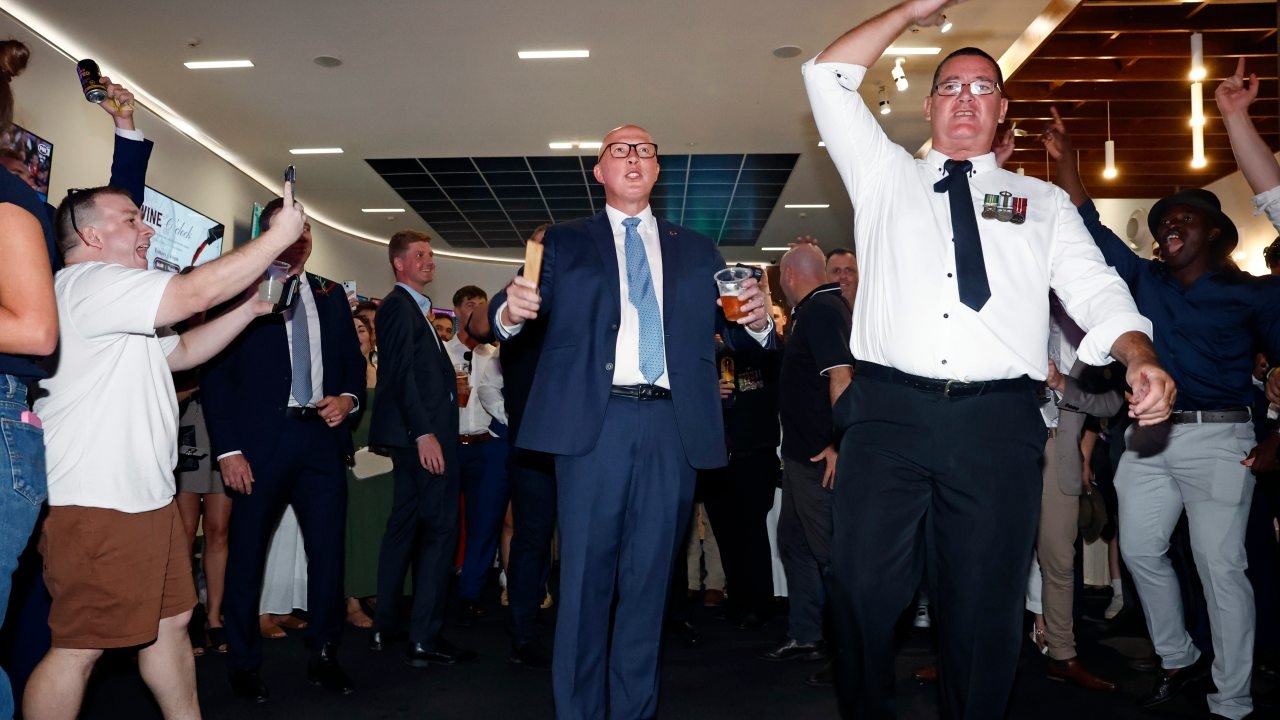 Peter Dutton has played a game of two-up and poured beers for North Queensland punters in rowdiest campaign event yet