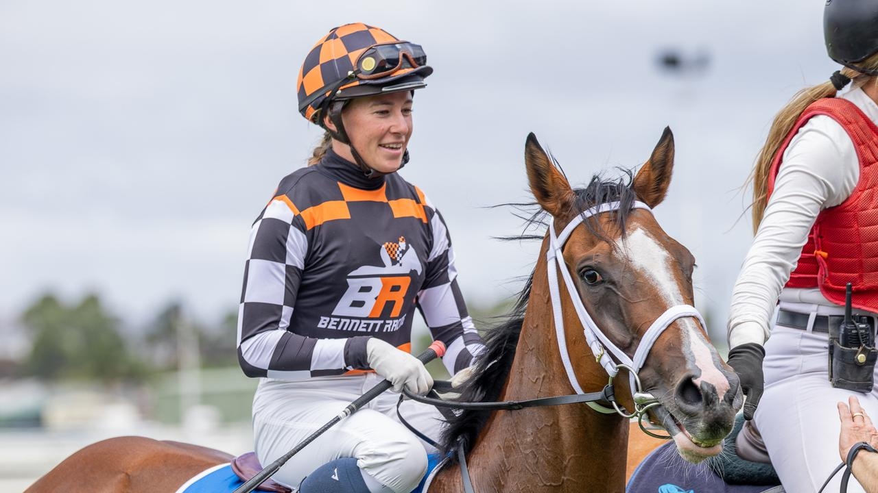 Adelaide jockey Kayla Crowther recovering from nasty collarbone injury