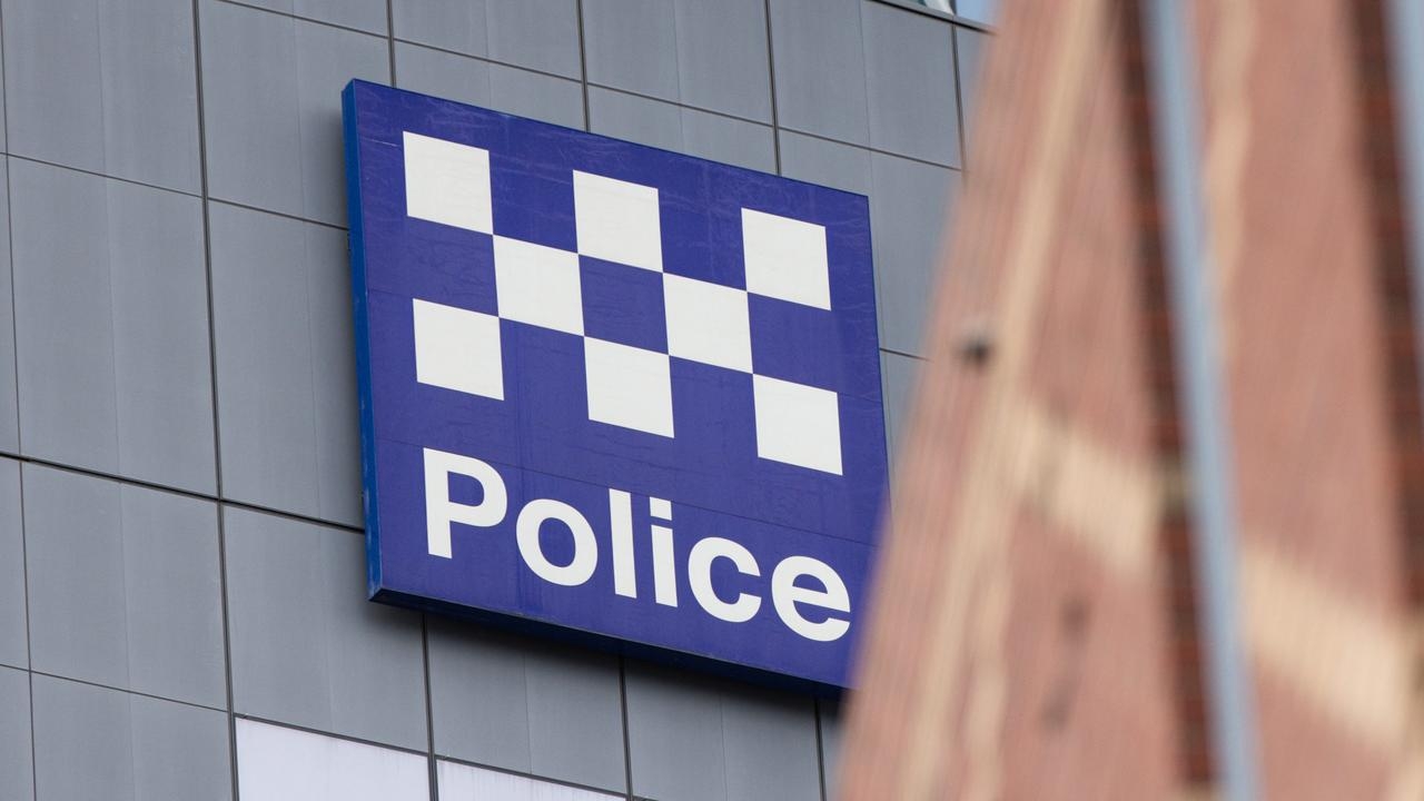 Man wanted for alleged murder found inside a Melbourne pub after 10 days on the run