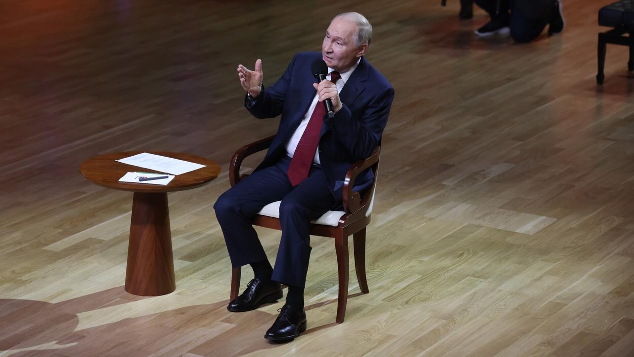 ‘Great win' for Vladimir Putin as Trump ‘abandons pressure' on Russia