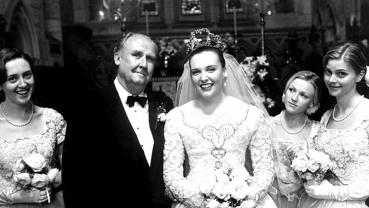 David Elliott: The 9 wedding guests you'll find at every reception