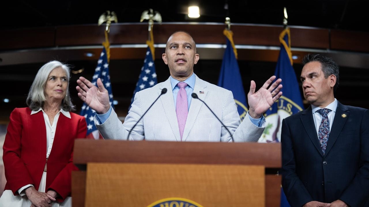 ‘No leadership': Democrats' approval rating sinking to record low due to lack of ‘vision'