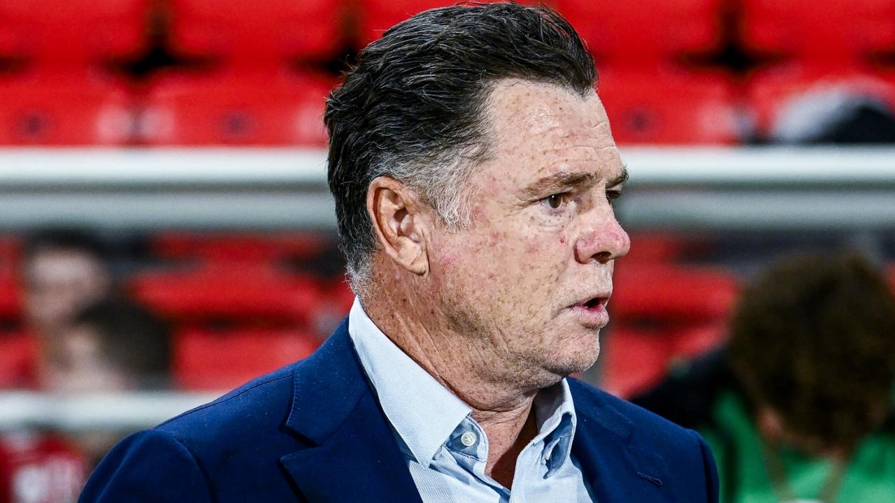 Adelaide United keen to reward outgoing coach Carl Veart with an A-League championship
