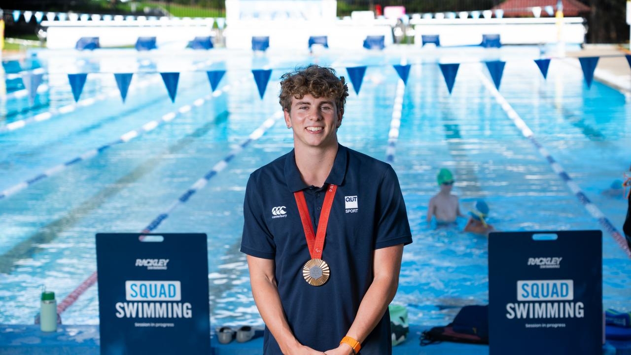 Lewis Bishop swims the lows and highs of life on his way into Aussie Dolphins team set for the World Para Swimming Championships