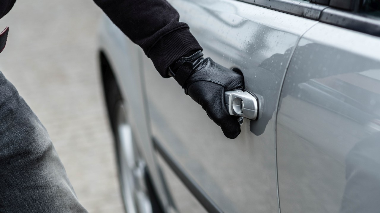 Silverwater Correctional Centre inmate arrested over kidnapping conspiracy, theft of high-end vehicles