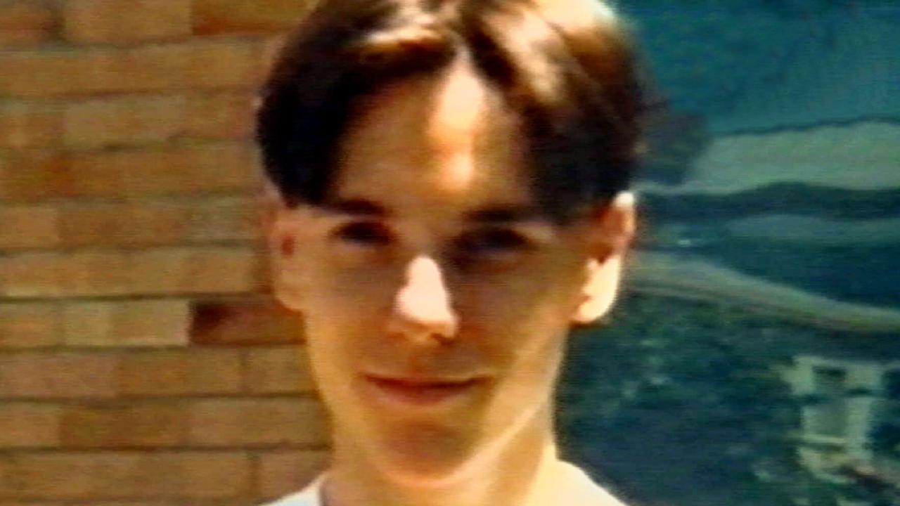 Snowtown serial killer James Vlassakis granted parole after 26 years